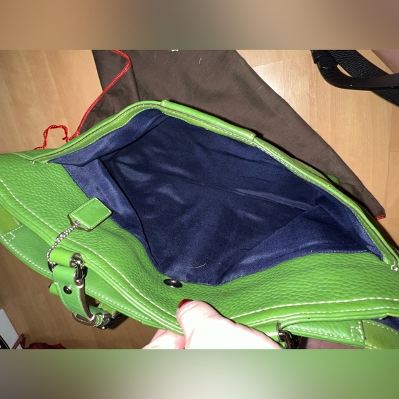 Coach Green Pebbled Leather handbag - Picture 4 of 7